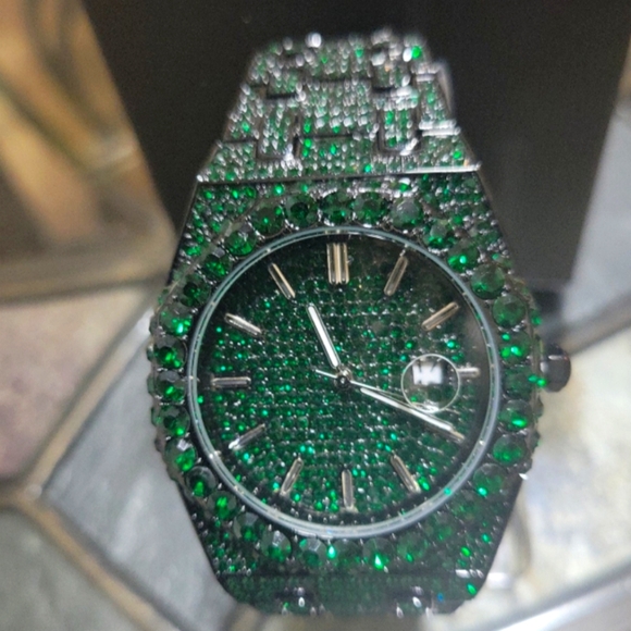 Mens Luxury Full Ice Green Simulated Diamond Hip Hop Bling Quartz Movement Watch - Picture 3 of 12